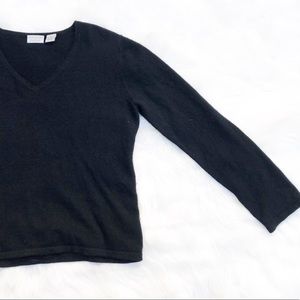 Sutton Studio Bloomingdale’s 100% Cashmere Sweater